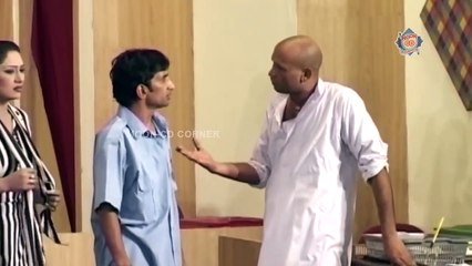 Larayi  Sakhawat Naz and Akram Udas Best Stage Drama Comedy