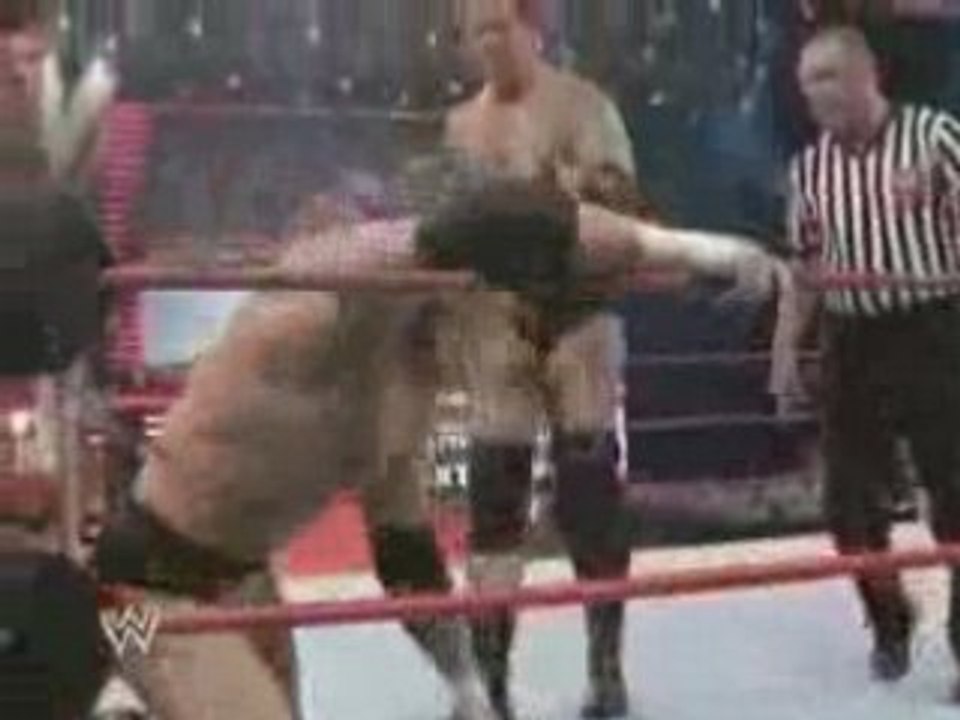 Triple H vs JBL - video Dailymotion