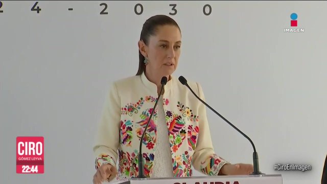 Sheinbaum presentó sus tres iniciativas sobre becas, pensiones y no reelección