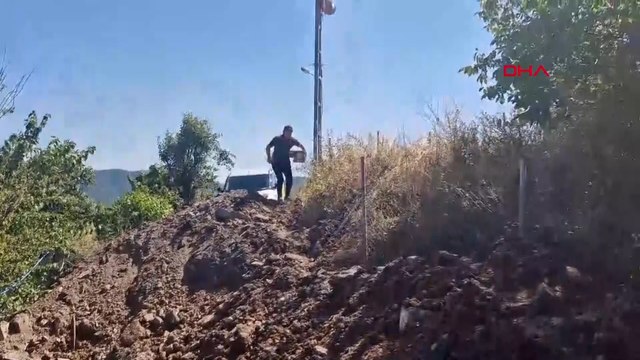 Arsasından geçen yolu mahkeme kararıyla ulaşıma kapattı