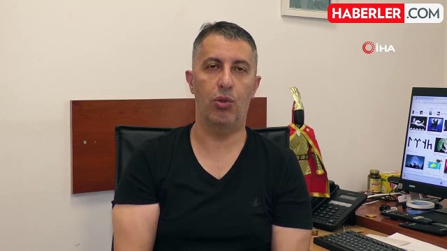 Merih Demiral yaptı, gündemin en tepesine oturdu! Peki nedir bu Bozkurt işareti?
