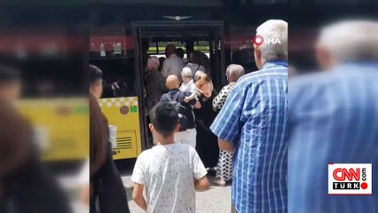 İETT otobüsünde yolcular birbirine girdi!