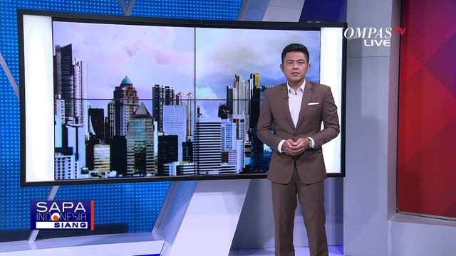 Geger! Biawak Besar Jatuh dari Plafon Ruang Kelas SMK Matraman Jakarta Timur