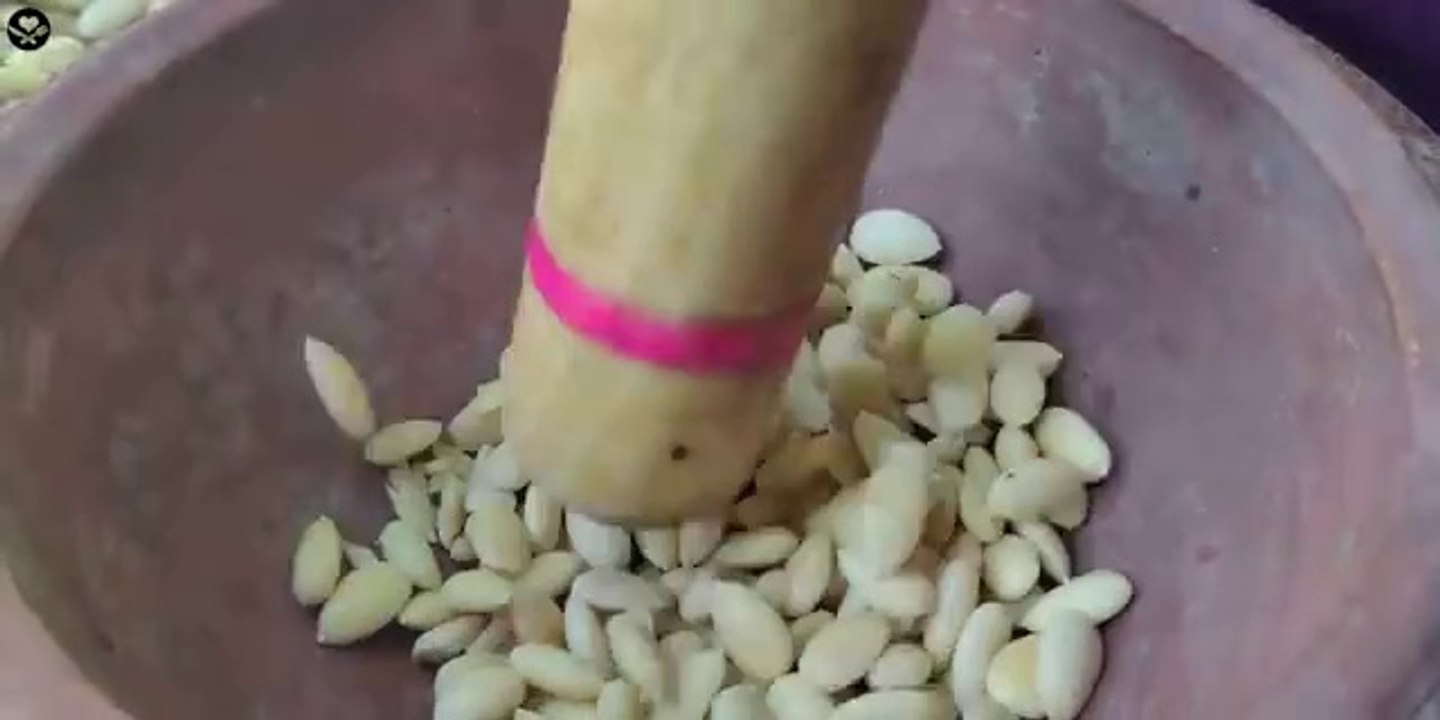 BADAM_HALWA MAKING Veg_Village_Foo