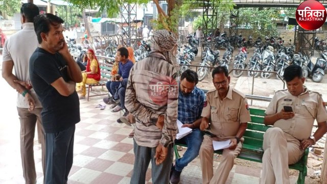 Suicide Case : भाई-बहन के बीच खाने की बात को लेकर कहासुनी, बहन ने फंदे पर झुलकर दी जान