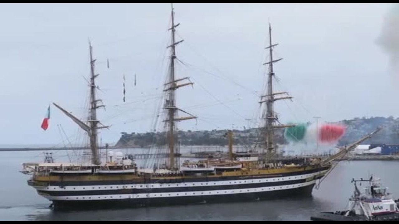 Il Comandante Giuseppe Lai presenta Nave Amerigo Vespucci