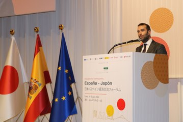 Así habla japonés el ministro Carlos Cuerpo