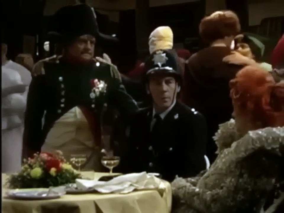 A Bit Of A Do S02E04 The Farewell Party