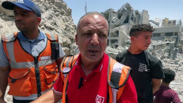 GAZZE ISRAIL ORDUSU GAZZE KENTINDEKI TARIHI KAYSERIYE CARSISINA SALDIRI DUZENLEDI