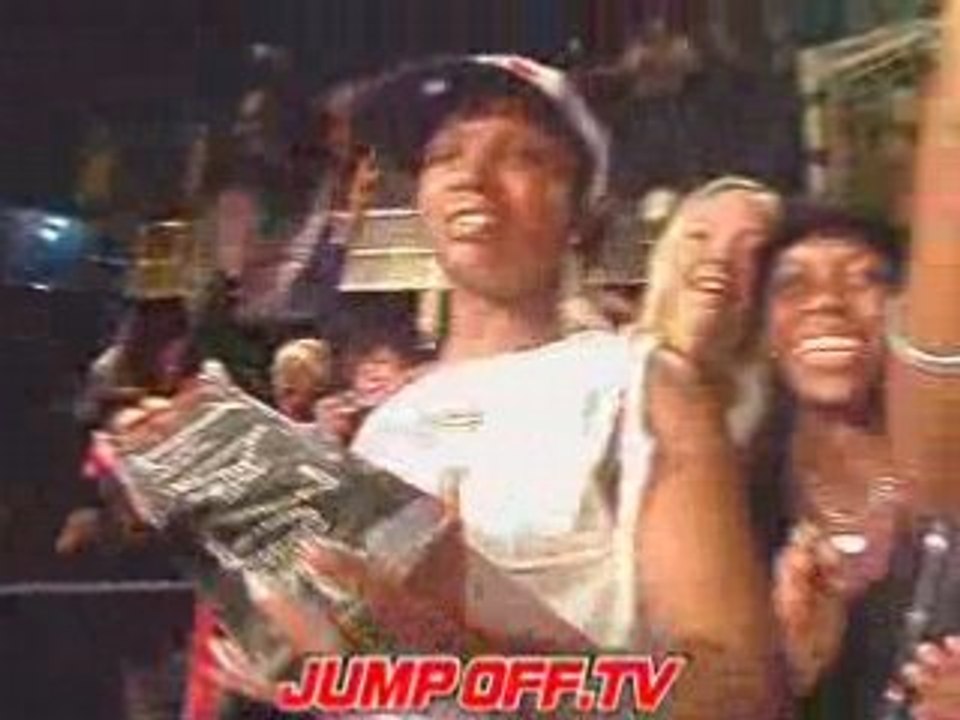 Jumpoff_056_crewdance_01