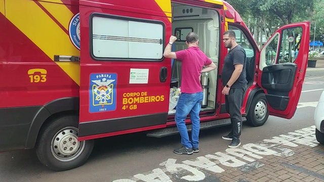 Durante conversão na Avenida Brasil, carro atropela mulheres