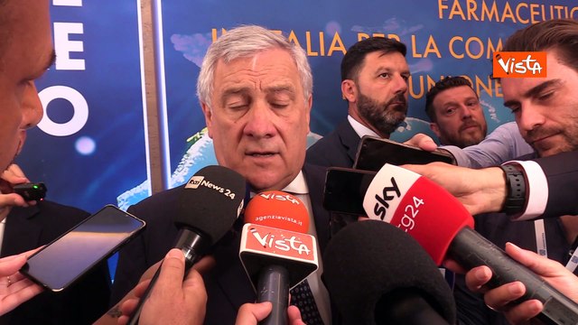 Guerra Ucraina, Tajani: Proposta di Orban per la tregua? L'importante ? che ci sia una pace giusta