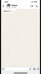 Créer une conversation WhatsApp simulée