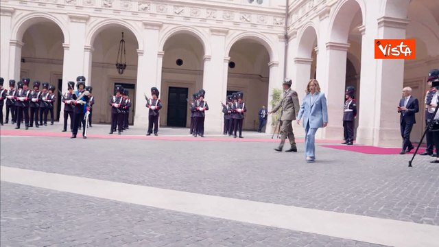 Bene, grazie , il Presidente finlandese Stubb risponde in italiano al della premier Meloni