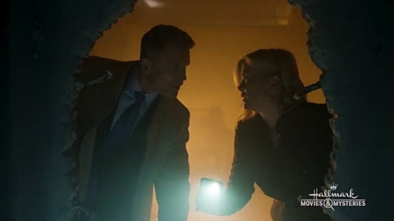 Preview - Carrot Cake Murder: A Hannah Swensen Mystery - Hallmark Movies & Mysteries