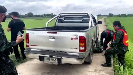 ฉก.ทัพเจ้าตาก - บก.สกัดกั้นที่ 3 นบ.ยส.35  จับ 2 หนุ่มชลบุรี ขนไอซ์100 กก.