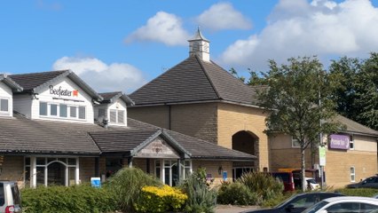 Two Leeds restaurants permanently closed