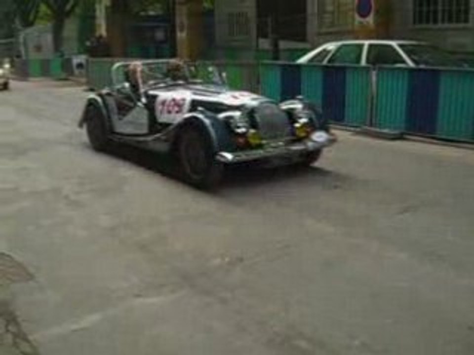 Départ du Tour Auto Lissac 2008> 176 100 92 128 107 109 120