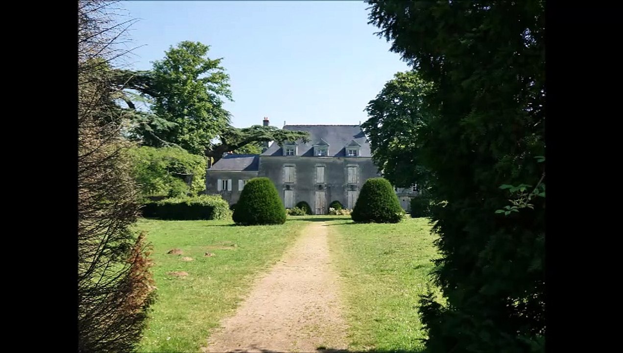 Chateaux
