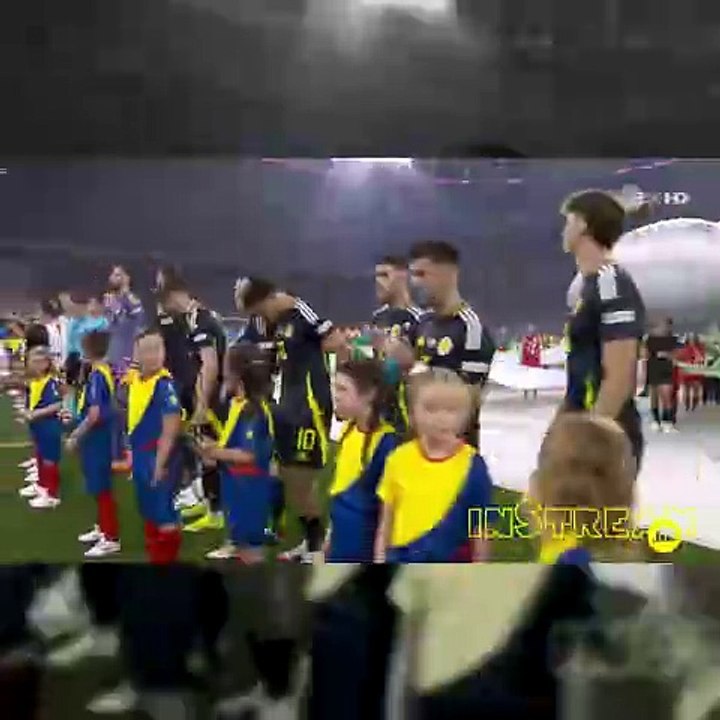 Hymne umgedichtet: neue Töne für die Deutsche Nationalhymne | InStream Clips 