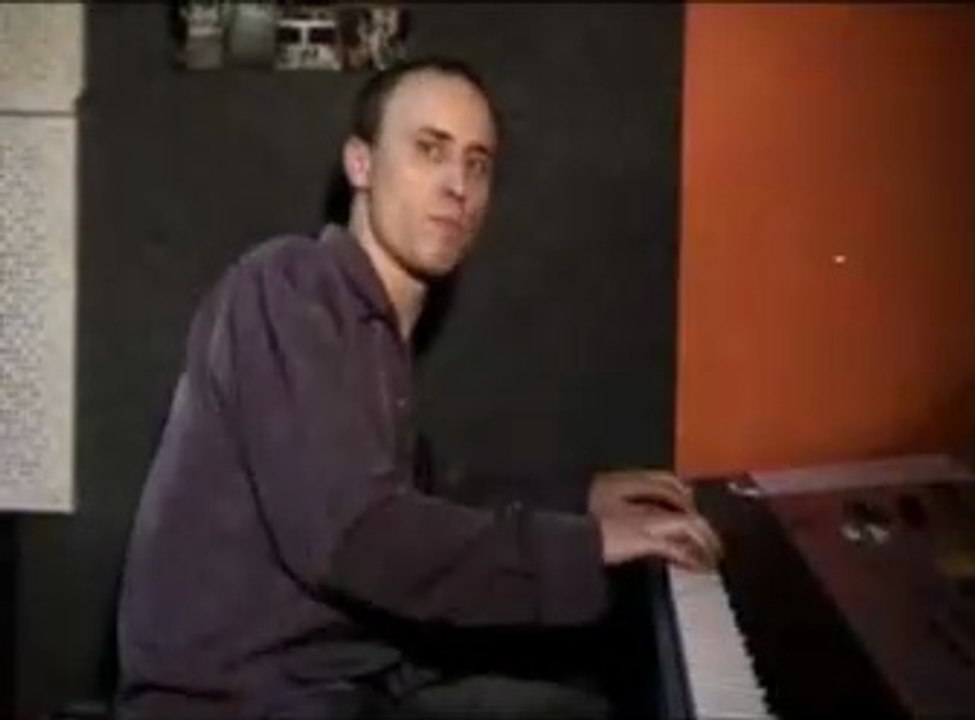 Mc Elvis 2005