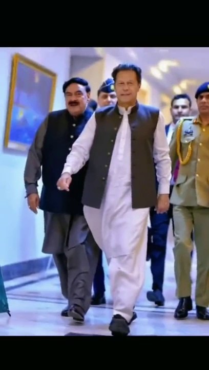 Imran Khan stylish picture