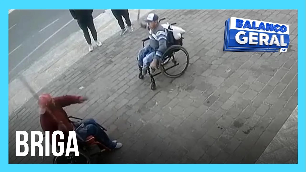 Cadeirantes armados brigam por ponto de venda de balas