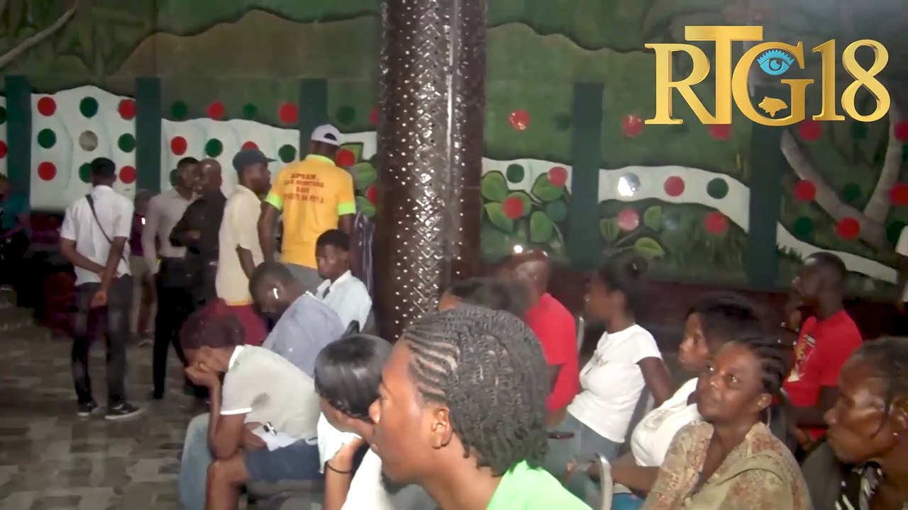 Dirijan yo nan Kri Nasyonal ki regwoupe plizyè òganizasyon anndan sosyete sivil la , mande leta pran