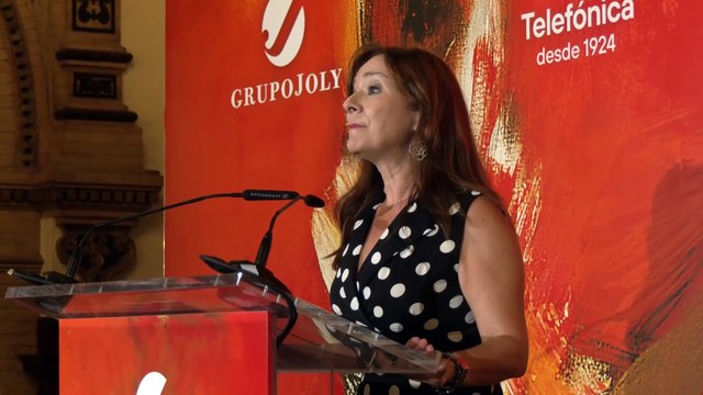 Moreno rechaza limitar a los medios de comunicación: La realidad se cambia conociéndola