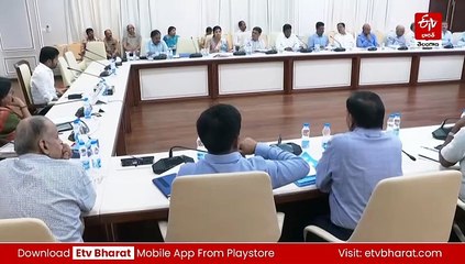 ఒకే వేదికపై తెలుగు రాష్ట్రాల ముఖ్యమంత్రులు - ఏం మాట్లాడుకోబోతున్నారు