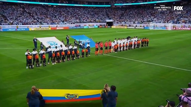Argentina vs Ecuador 1-1 (4-2) All Goals Highlights Copa America 2024 lisandro martinez goal