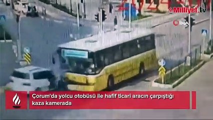 Çorum'da yolcu otobüsü ile hafif ticari araç çarpıştı