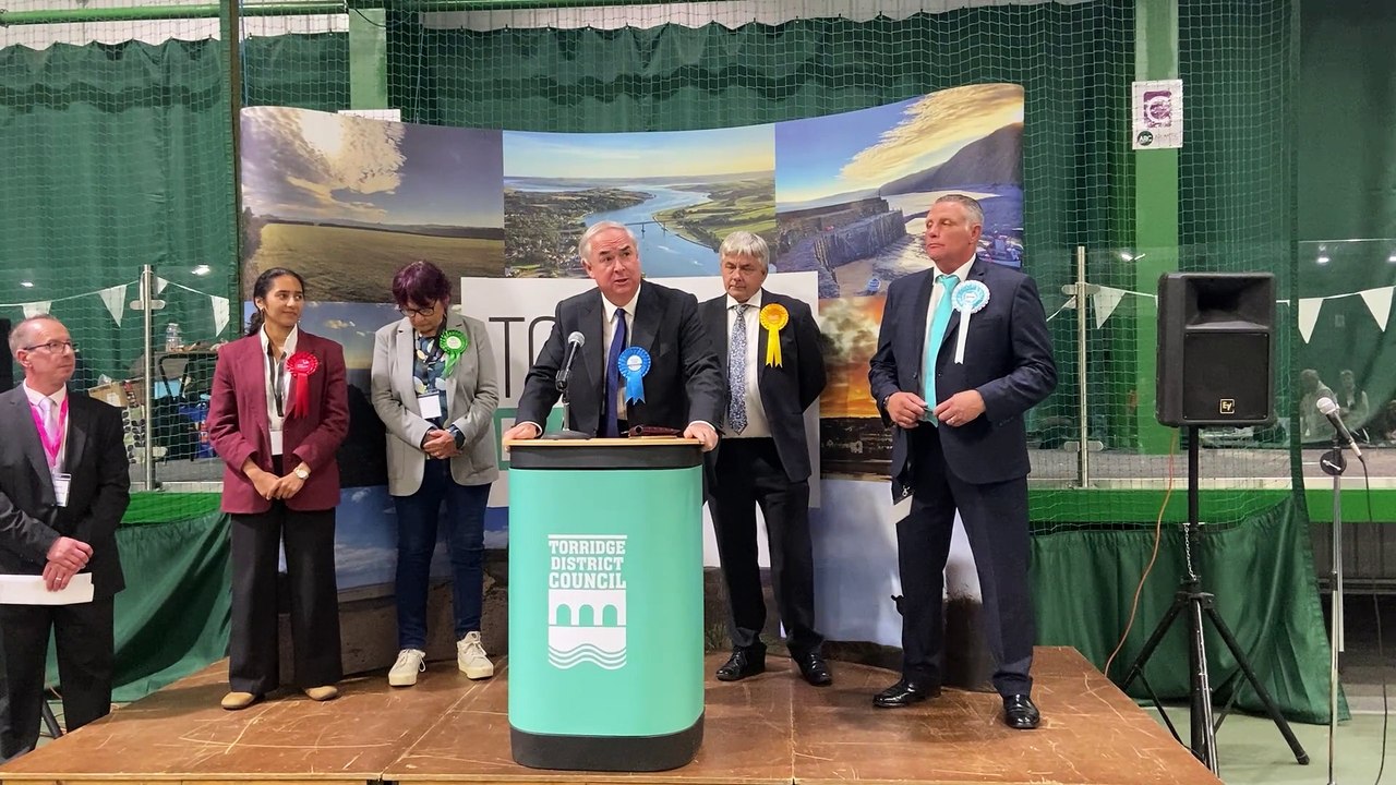 Sir Geoffrey Cox is re-elected to Tavistock and Torrdge