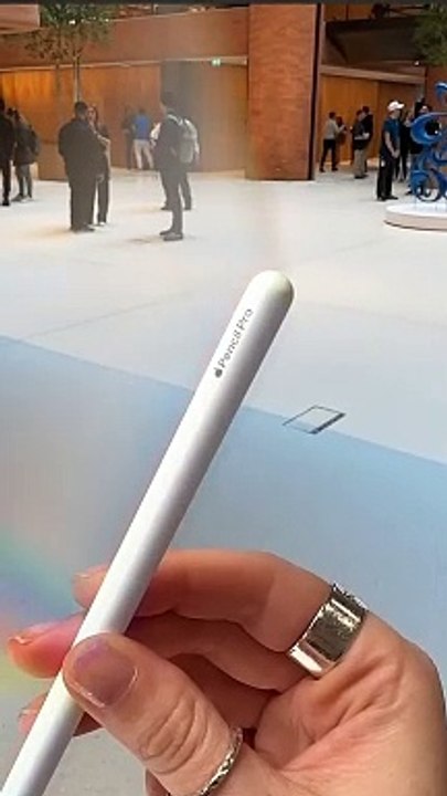 The New Apple Pencil Pro!!! #ipad #applepencil