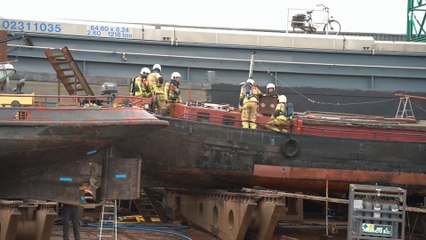 Brand door werkzaamheden aan woonschip in Zwartsluis