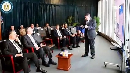 المهندس كريم بدوى وزير البترول يتابع سير العمل فى مركز التحكم القومى للغاز الطبيعى بجاسكو