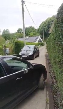 Trafic important sur la rue des Rochettes à Naninne