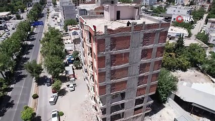 Kendisini kamufle ederek intihara kalkıştı
