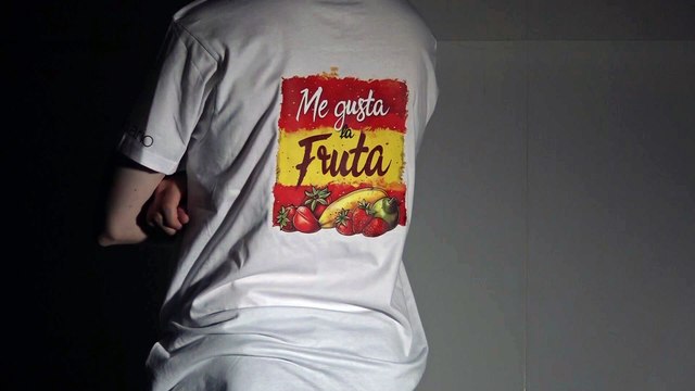¿A ti también te gusta la fruta? ¡Hazte socio de OKDIARIO y te regalamos la camiseta del verano!
