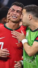 Ronaldo est-il FINITO ? Doit-il etre encore le titulaire de la selection ? 