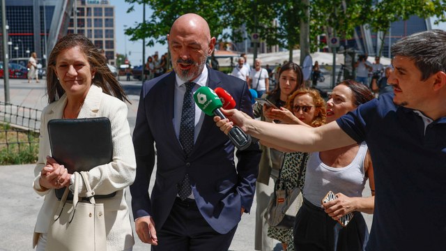 Begoña Gómez citó en La Moncloa al rector de la Complutense para convencerle de crear su cátedra