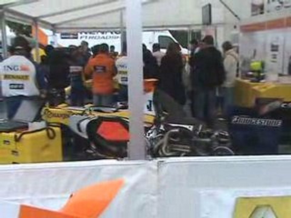 V8 F1 world series by renault magny-cours 2007