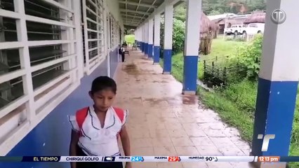 Se inundan varias aulas en el Centro Educativo Básico de Guayabito
