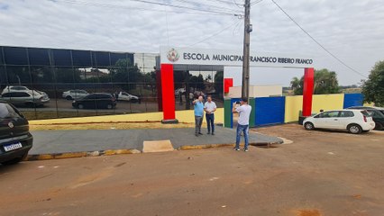 Novo Itacolomi entrega reforma e ampliação da escola municipal
