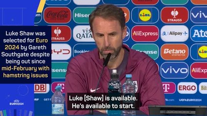 Shaw 'available to start' - Southgate
