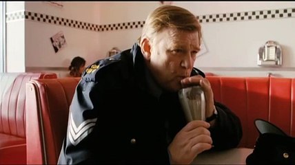 Un poliziotto da happy hour | movie | 2011 | Official Trailer