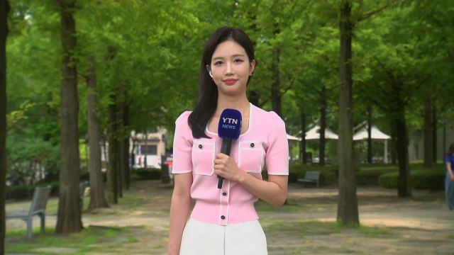 [날씨] 절기 '소서', 전국 찜통더위...중부 산발적 장맛비 / YTN