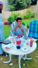 , خضر عمر نے سو روپے میں پیزا کھایا اور پیسے نہ دیے
