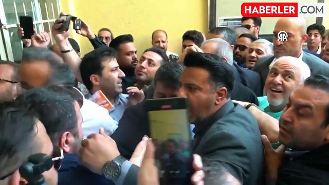 Türk kökenli lider, İran'ın 9'uncu Cumhurbaşkanı seçildi
