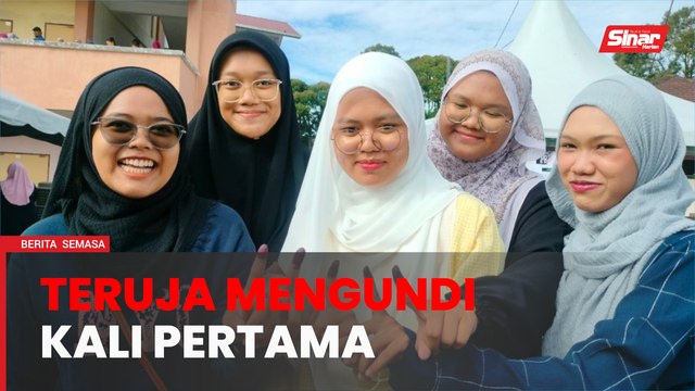 PRK Sungai Bakap: Lima sahabat datang mengundi bersama